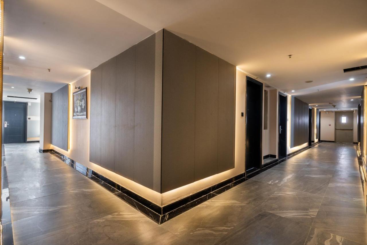 Apartment The Arrivals-apartment Studio-best Pool-district 1
